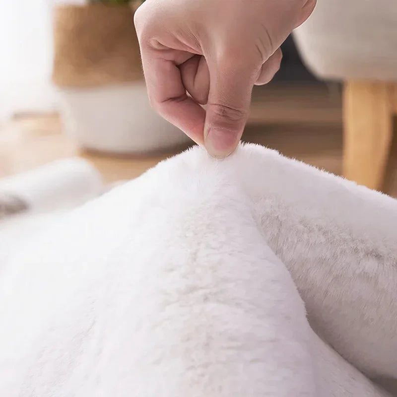 Fluffy Faux Fur Cute Cat Shape Rug