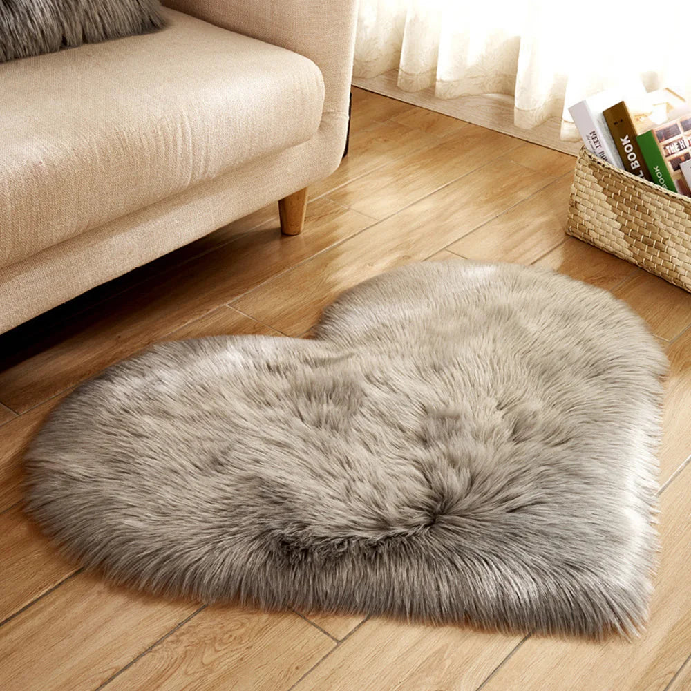 30x40cm Plush Carpet Heart Shaped