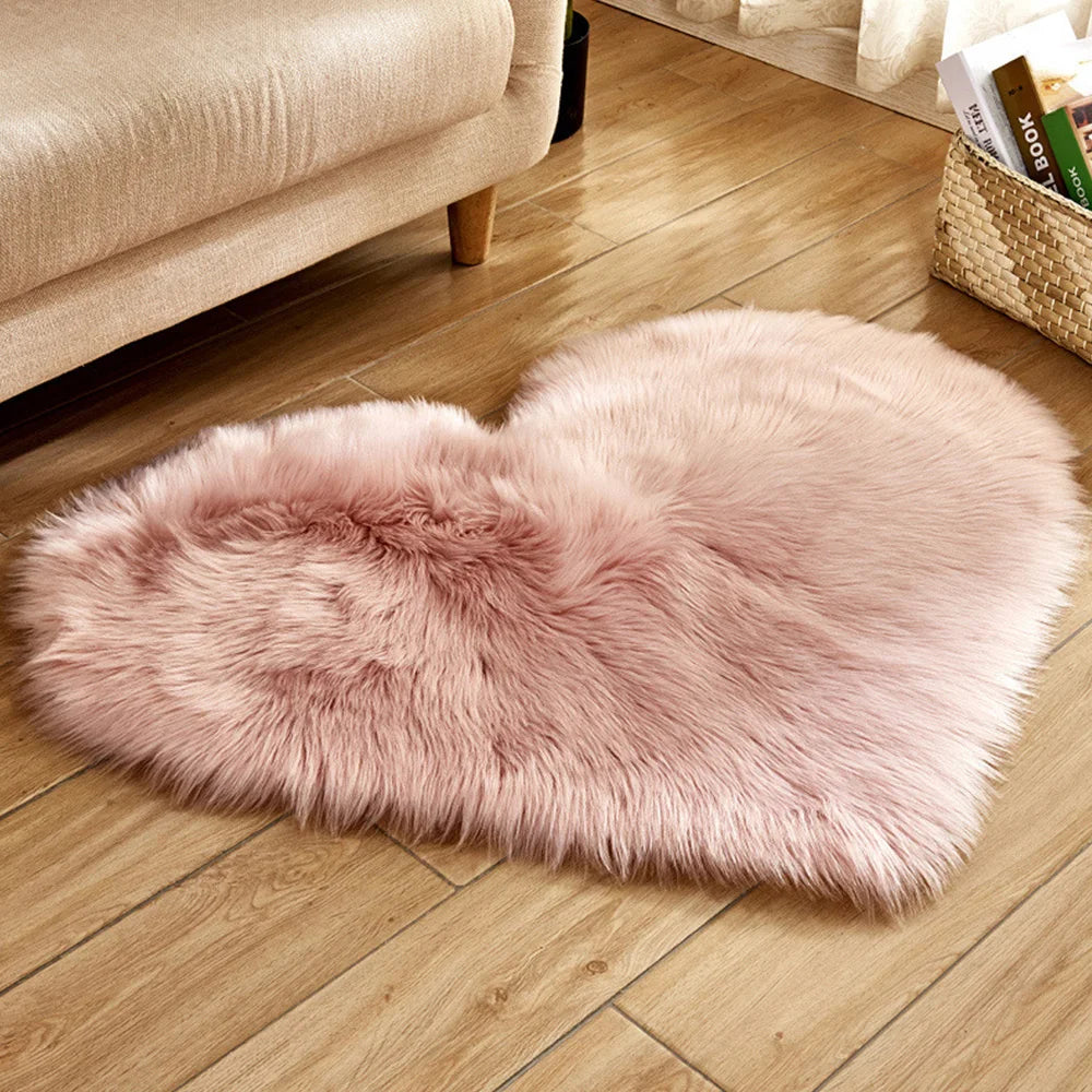 30x40cm Plush Carpet Heart Shaped